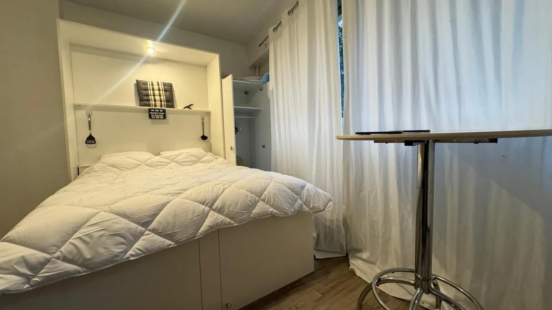 Studio Miromesnil Apartment Paris 0*,